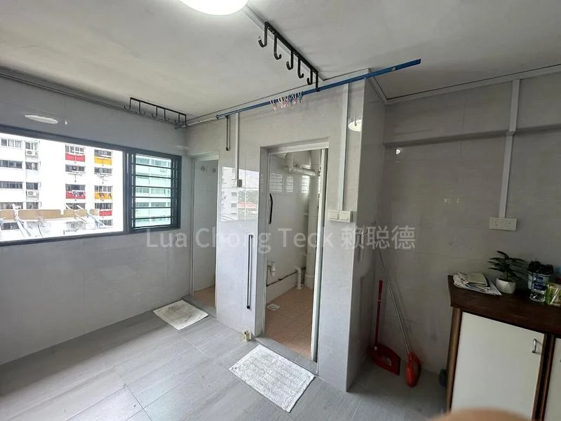 3 Room (3I) HDB for Sale in  412 Pandan Gardens - Image 7