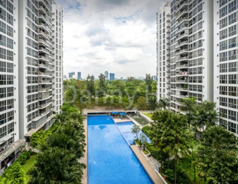 3 Bed Executive Condo for Sale in  Lake Life - Image 2
