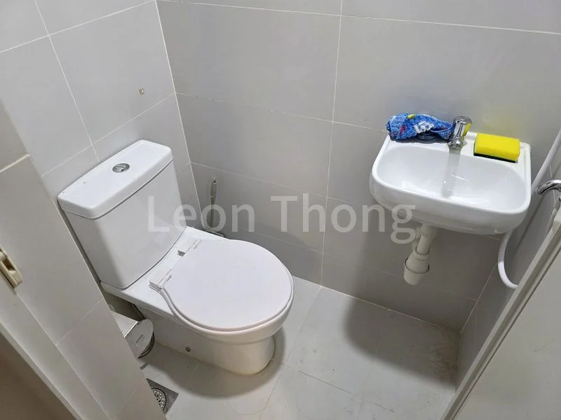 Master Room (Condo) for Rent in iNZ Residence - Image 17