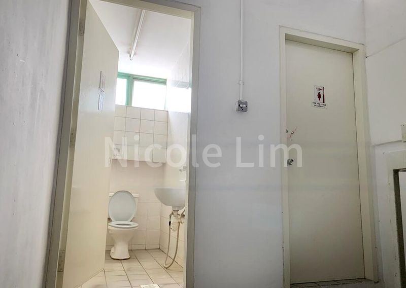 Office for Rent: Shun Li Industrial Park - Image 3