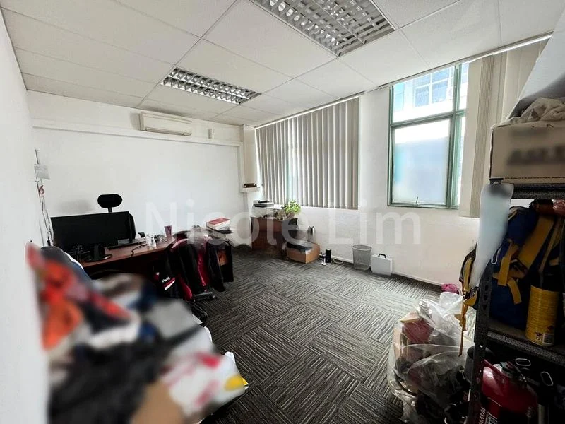 Office for Rent: Shun Li Industrial Park - Image 2