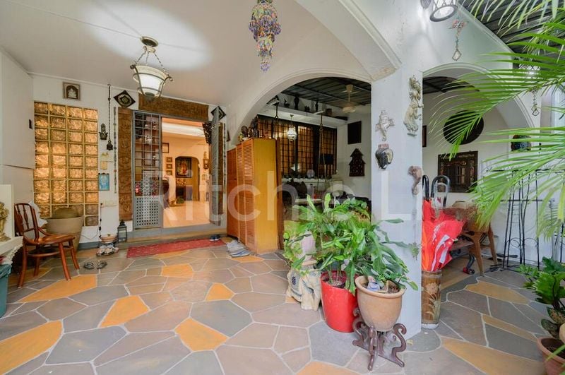 4 Bed Terraced House (Landed) for Sale in  ONE-TWO-SIX Cairnhill Arts Centre - Image 7