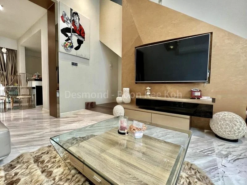 5 Bed Cluster House (Landed) for Sale in  Springhill - Image 2