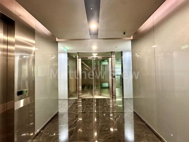 Office for Rent: Asia Square Tower 1 - Image 1