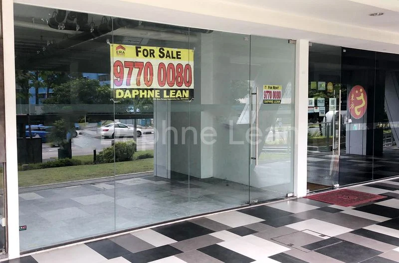 Shop / Shophouse for Sale in  Alexis - Image 1