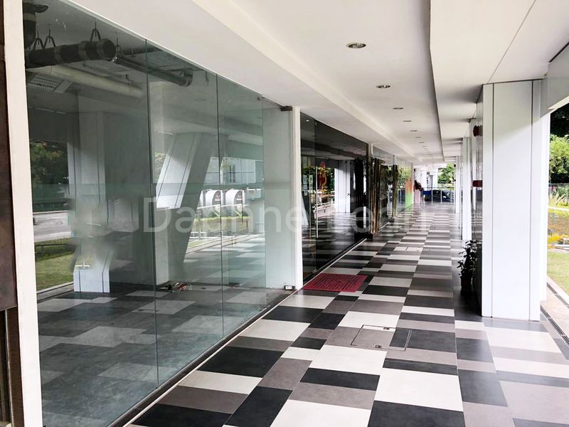 Shop / Shophouse for Sale in  Alexis - Image 6