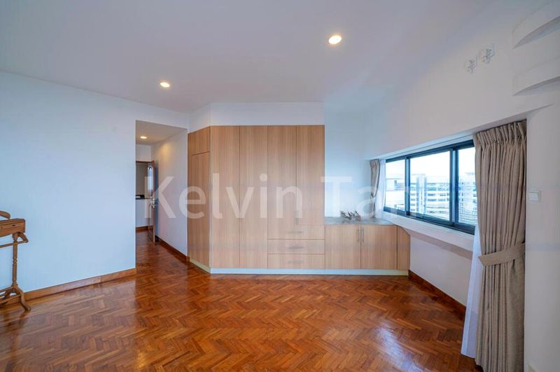 4 Bed Condo for Sale in  Mandarin Gardens - Image 13