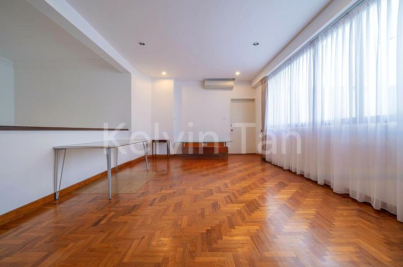 4 Bed Condo for Sale in  Mandarin Gardens - Image 11