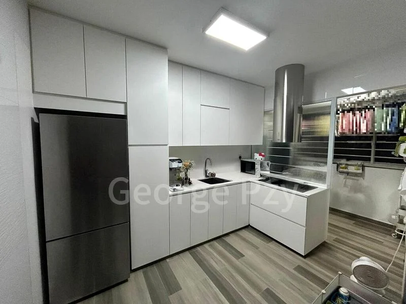 Common Room (HDB) for Rent in  323B Sumang Walk - Image 3
