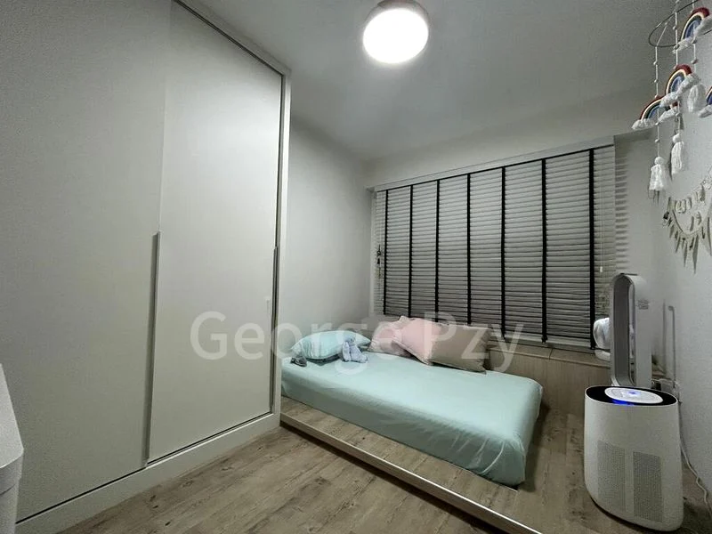 Common Room (HDB) for Rent in  323B Sumang Walk - Image 1