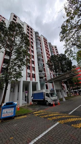 4 Room (4A) HDB for Sale in 360B Admiralty Drive - Image 7