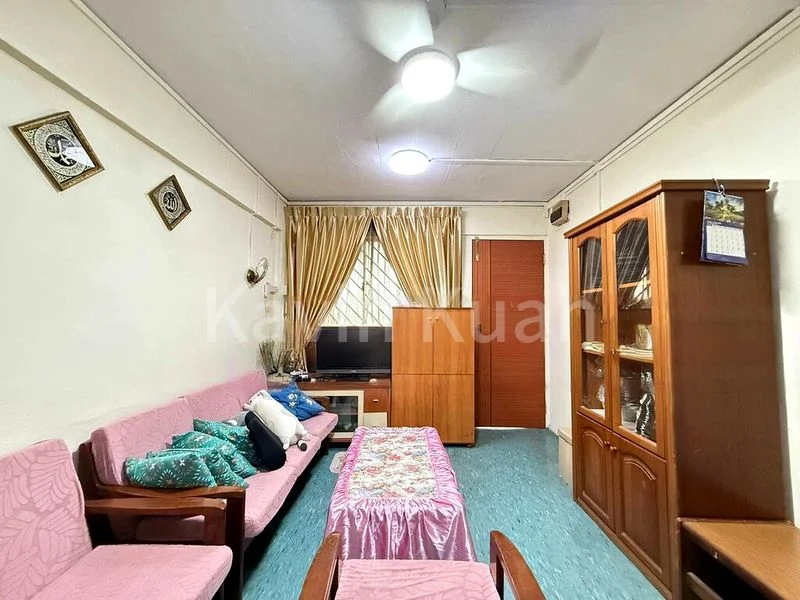 3 Room (3S) HDB for Sale in  421 Jurong West Street 42 - Image 1