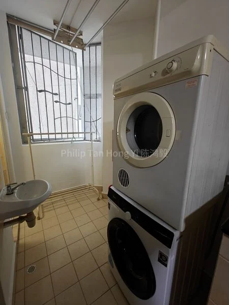 Common Room (Condo) for Rent in Compass Heights - Image 3