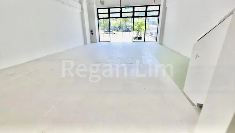 Light Industrial (B1) for Rent: CHILDCARE, TUITION CENTRE, SHOWROOM; GROUND FLOOR, SQUARISH UNIT - Image 2