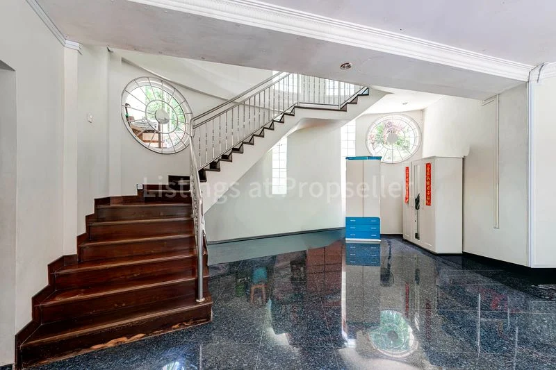 9 Bed Bungalow (Landed) for Sale in Sembawang Hills Estate - Image 3