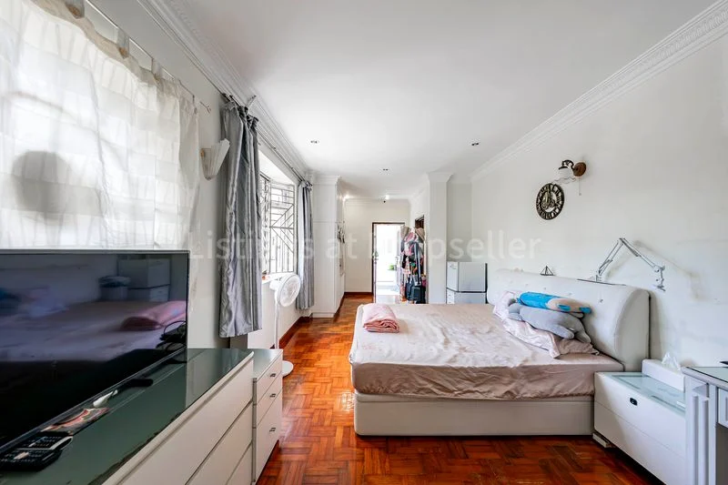 9 Bed Bungalow (Landed) for Sale in Sembawang Hills Estate - Image 8