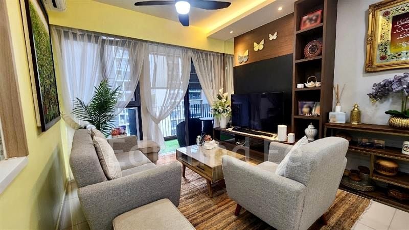 3 Bed Executive Condo for Sale in  Twin Fountains - Image 1