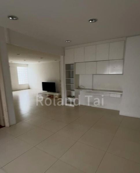 3 Bed Condo for Rent in  Chapel Lodge - Image 9
