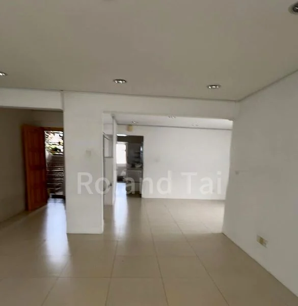3 Bed Condo for Rent in  Chapel Lodge - Image 3