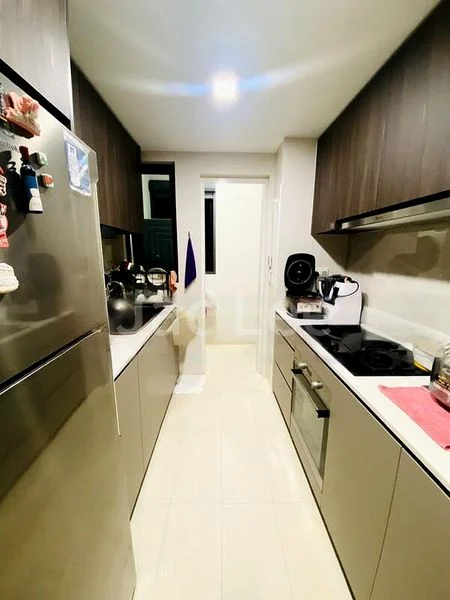 3 Bed Condo for Sale in  Riverfront Residences - Image 5