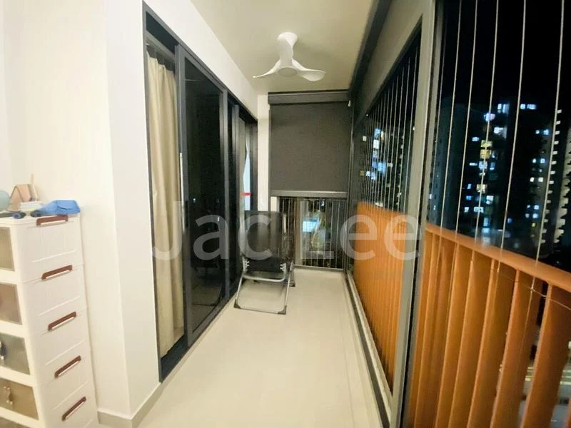 3 Bed Condo for Sale in  Riverfront Residences - Image 4