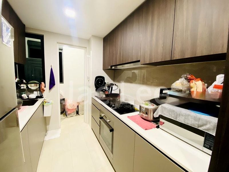 3 Bed Condo for Sale in  Riverfront Residences - Image 6