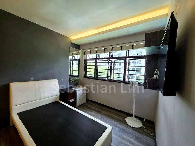 4 Room (4A) HDB for Rent in  470B Fernvale Link - Image 3