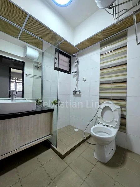 4 Room (4A) HDB for Rent in  470B Fernvale Link - Image 6