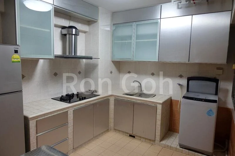 4 Room (4I) HDB for Rent in  133 Edgedale Plains - Image 3