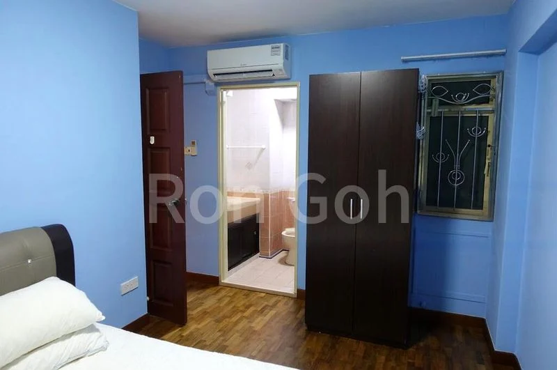 4 Room (4I) HDB for Rent in  133 Edgedale Plains - Image 4