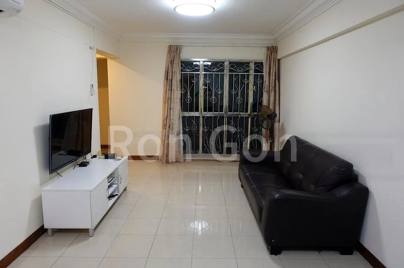 4 Room (4I) HDB for Rent in  133 Edgedale Plains - Image 1