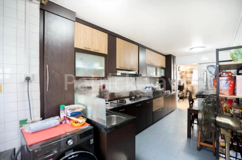 3 Room (3S) HDB for Sale in  437 Woodlands Street 41 - Image 7