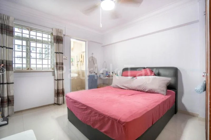 3 Room (3S) HDB for Sale in  437 Woodlands Street 41 - Image 8
