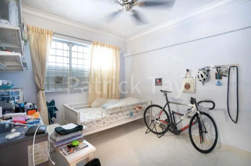 3 Room (3S) HDB for Sale in  437 Woodlands Street 41 - Image 3