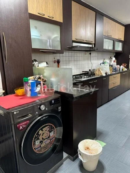 3 Room (3S) HDB for Sale in  437 Woodlands Street 41 - Image 11