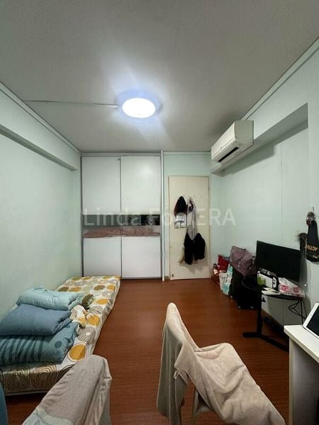 4 Room (4A) HDB for Rent in  172 Gangsa Road - Image 3