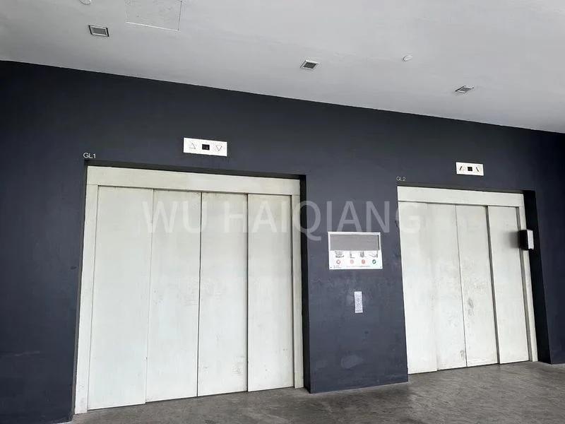 Light Industrial (B1) for Sale: The Westcom - Image 3