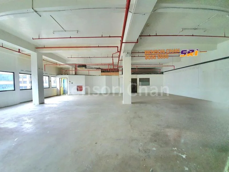 Warehouse for Rent: Tai Seng MRT, own toilet, Dual entrance. - Image 8