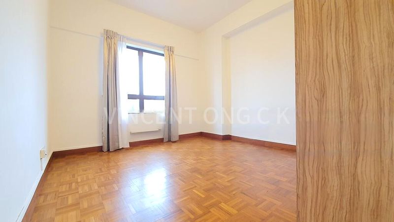 3 Bed Condo for Rent in  Parkway View - Image 16