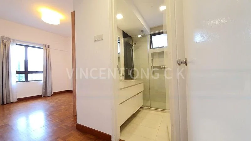 3 Bed Condo for Rent in  Parkway View - Image 15