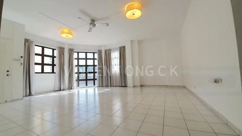 3 Bed Condo for Rent in  Parkway View - Image 19