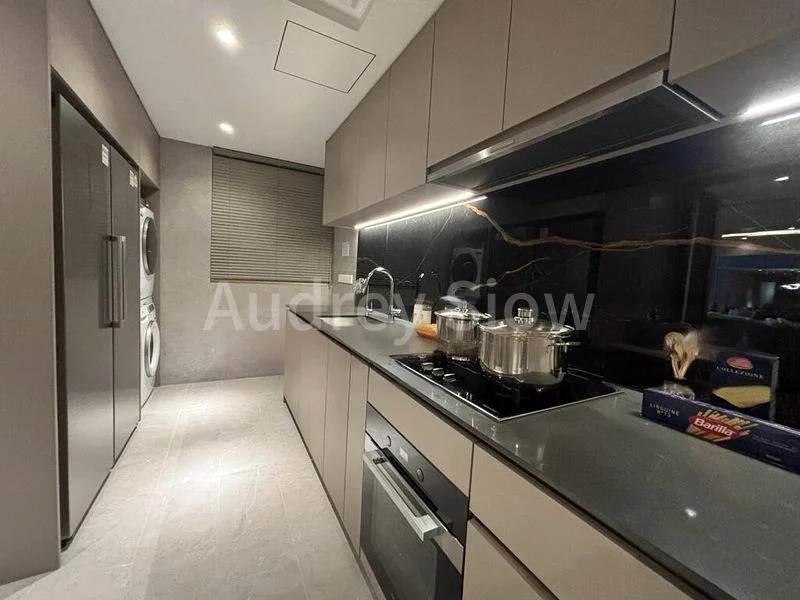 5 Bed Condo for Sale in  Grand Dunman - Image 6