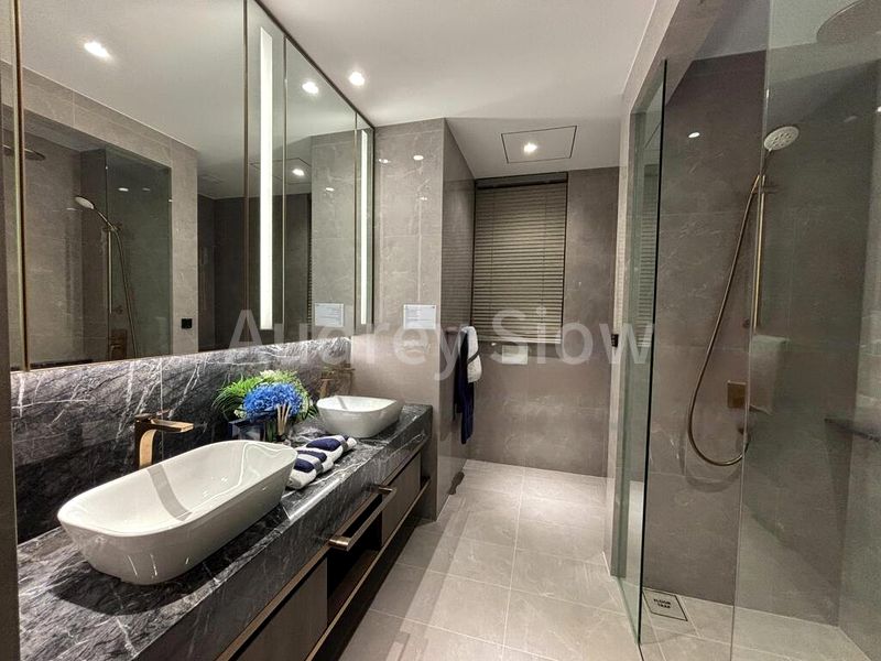 5 Bed Condo for Sale in  Grand Dunman - Image 12