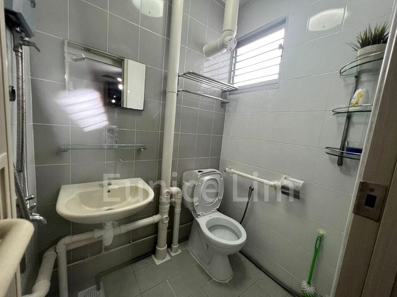 3 Room (3I) HDB for Rent in  138 Bedok North Street 2 - Image 8