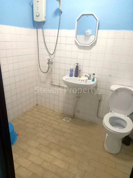 Master Room (HDB) for Rent in  925 Jurong West Street 92 - Image 5