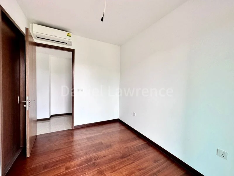 4 Bed Condo for Rent in Normanton Park - Image 4