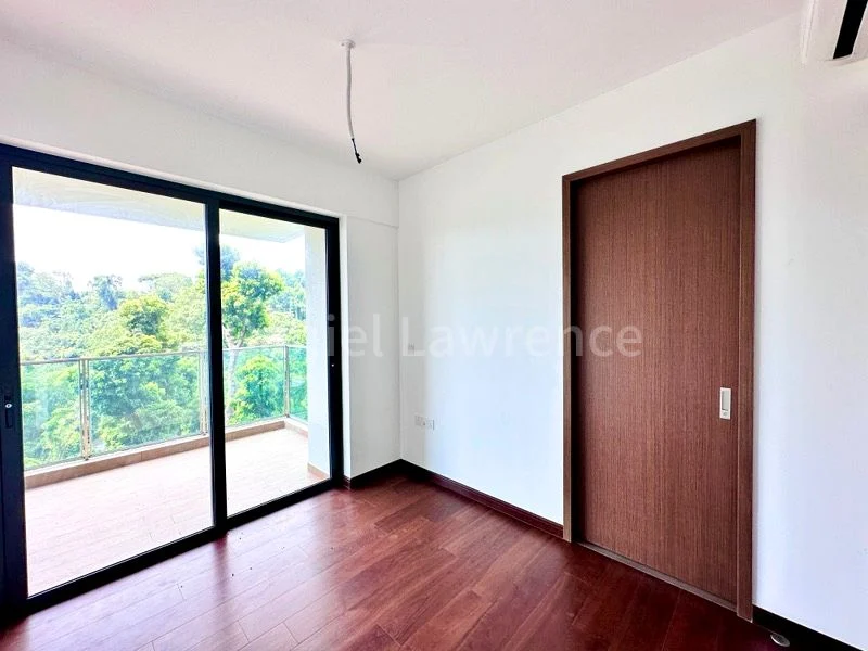 4 Bed Condo for Rent in Normanton Park - Image 3