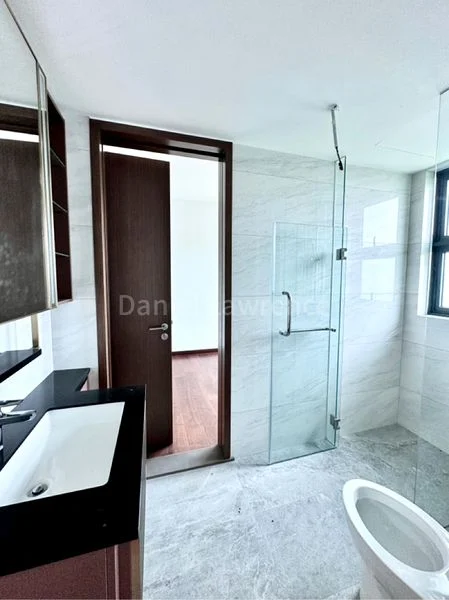 4 Bed Condo for Rent in Normanton Park - Image 7