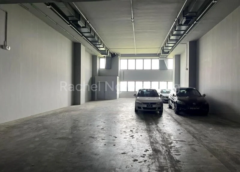 Carros Centre - Image 3