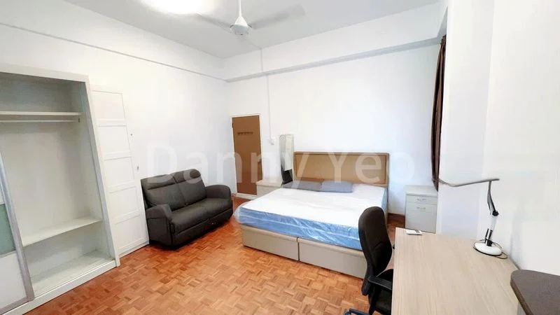 Master Room (Condo) for Rent in Sing Lian Building - Image 2